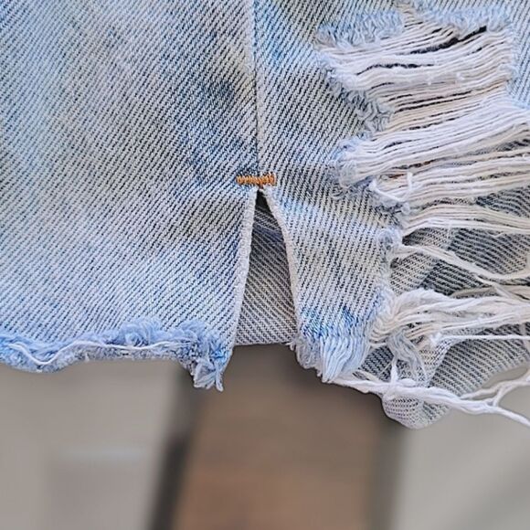 AGOLDE Jaden Jean Short in Swapmeet Blue size 25 - Picture 11 of 16